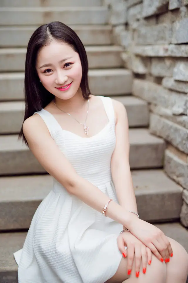 巴彦淖尔温州私人伴游商务伴游乔妹的联系方式！