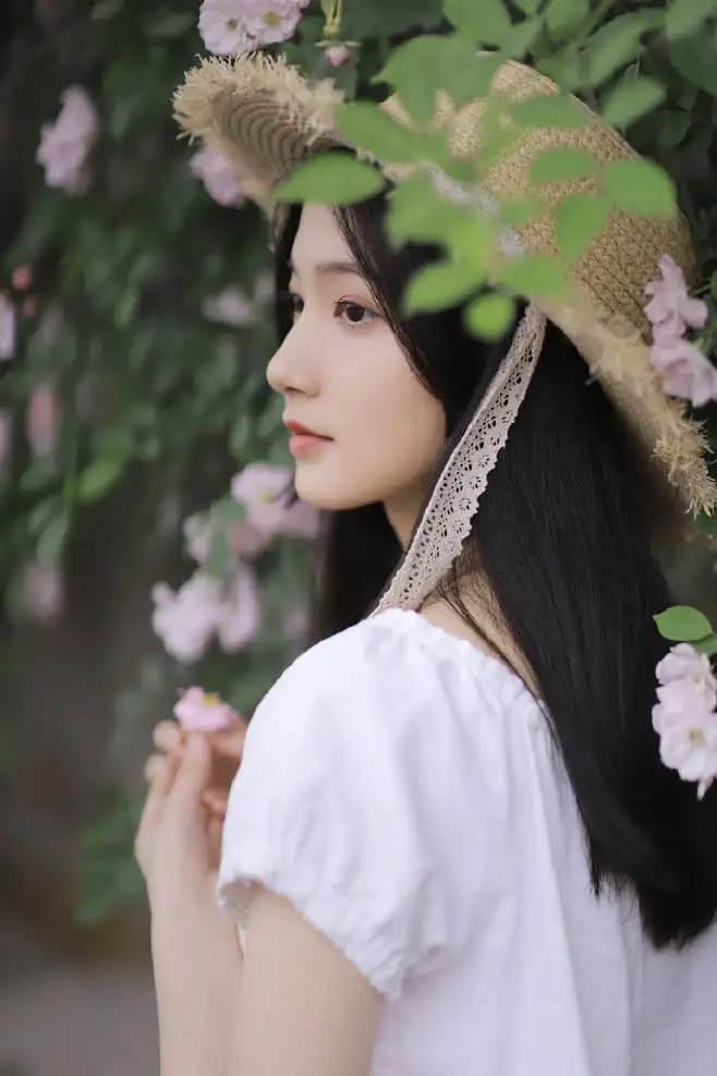 巴彦淖尔喀什私人伴游李菲儿