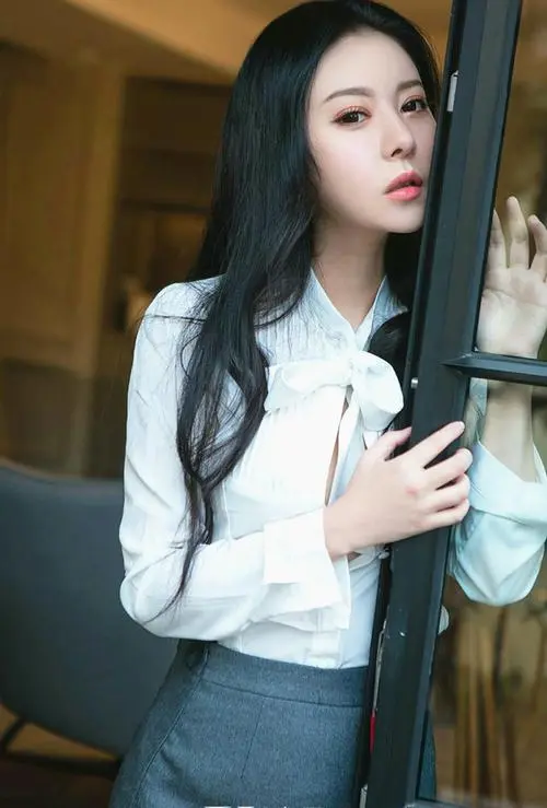 巴彦淖尔桂林私人伴游欢子