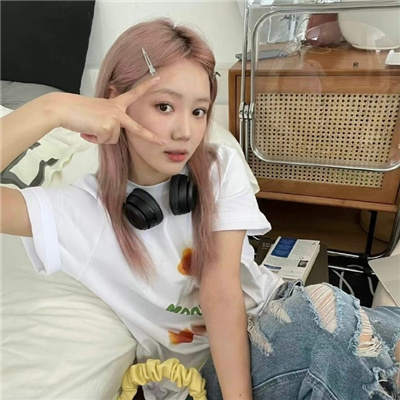 巴彦淖尔伴游女生左惜筠的资料