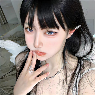 巴彦淖尔伴游女生孛安春的资料